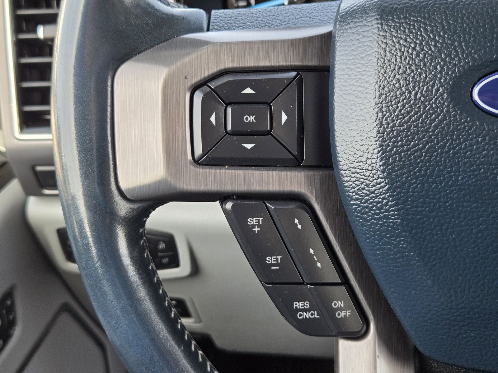 2022 Ford F-450SD Limited DRW