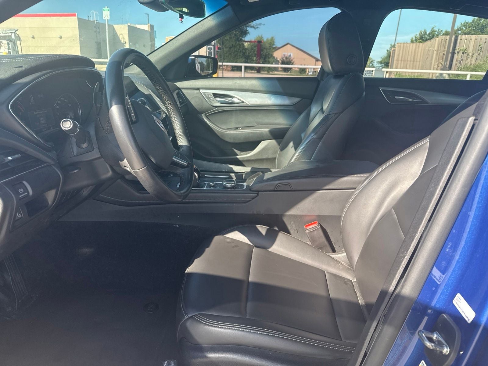 2022 Cadillac CT5 Luxury