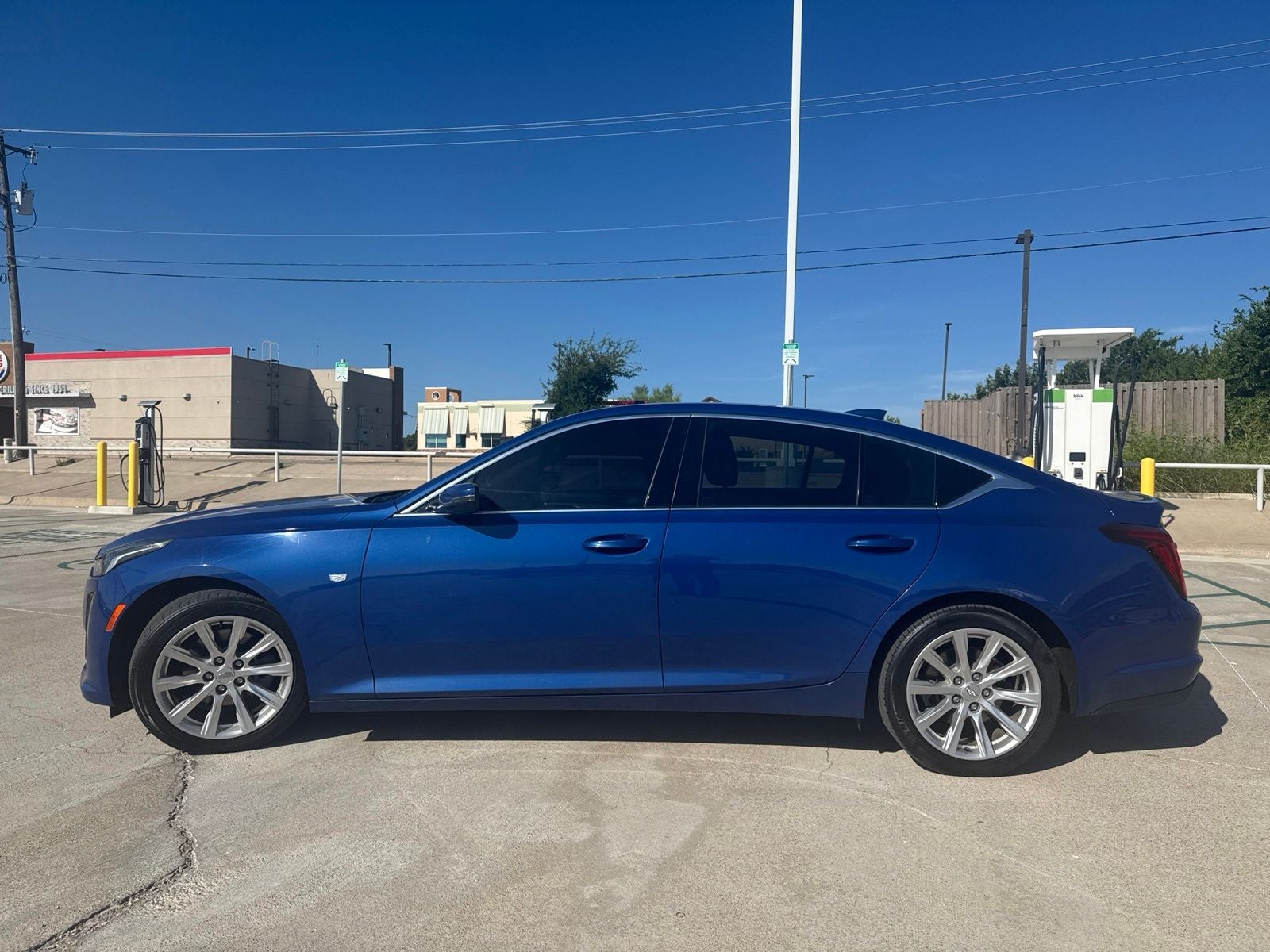 2022 Cadillac CT5 Luxury
