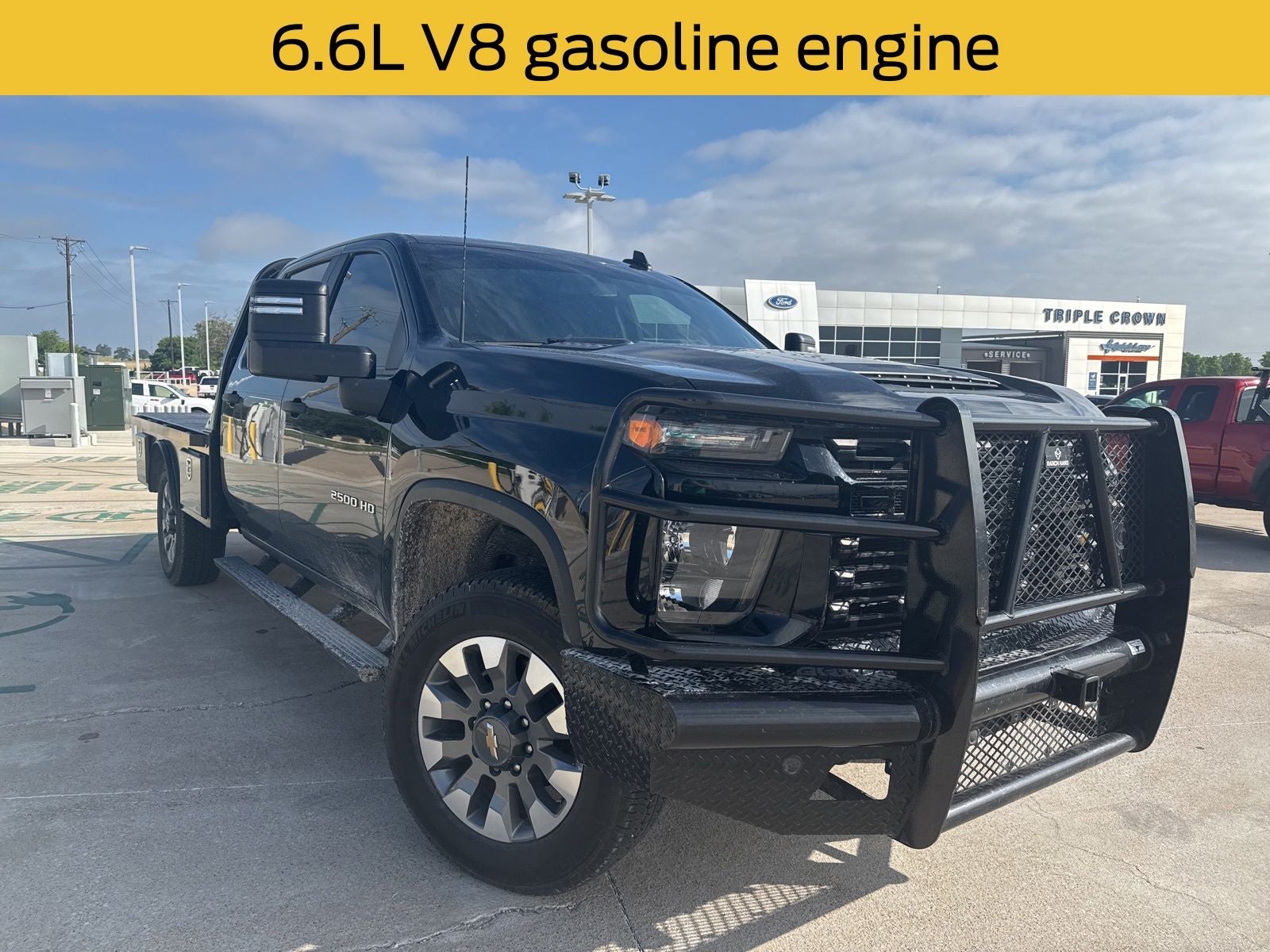 2023 Chevrolet Silverado HD Custom 4WD Crew Cab Standard Box's photo