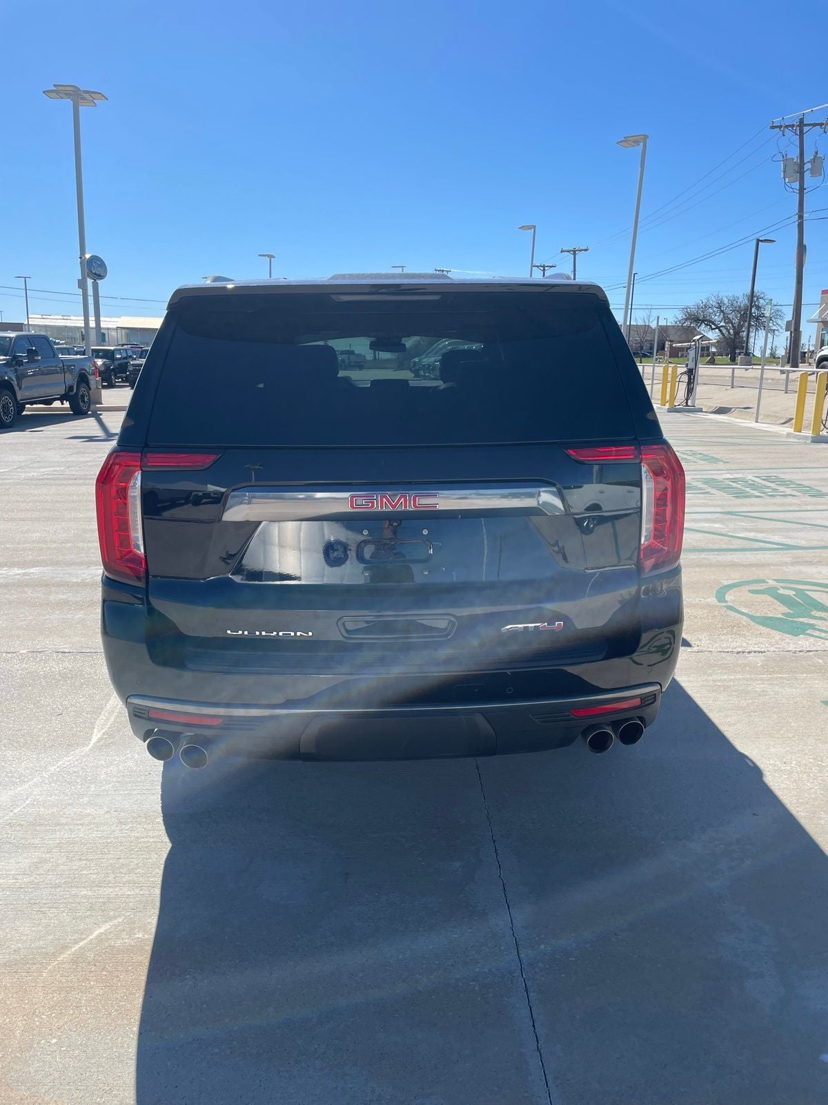 2023 GMC Yukon XL AT4