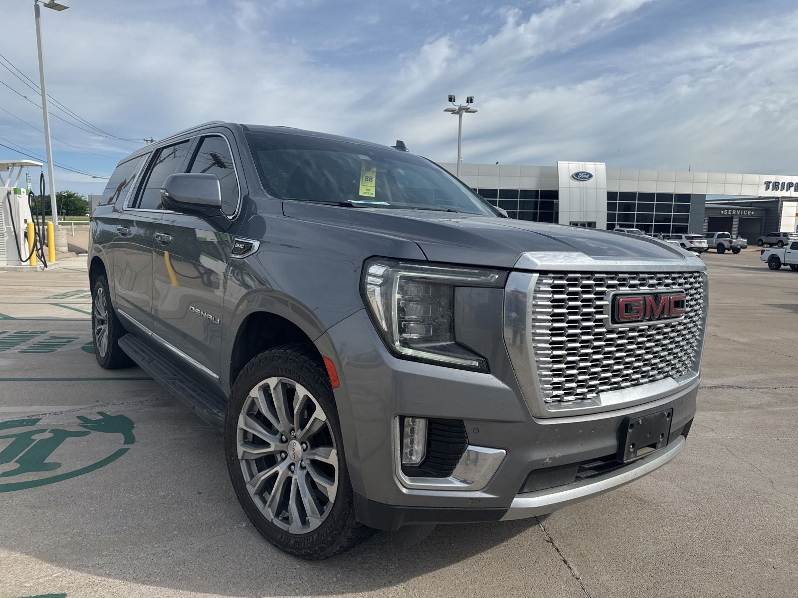 2021 GMC Yukon Denali AWD's photo
