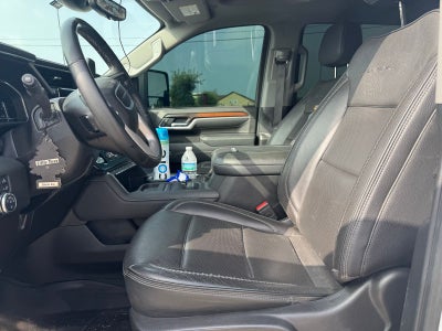 2025 GMC Sierra 3500HD Denali