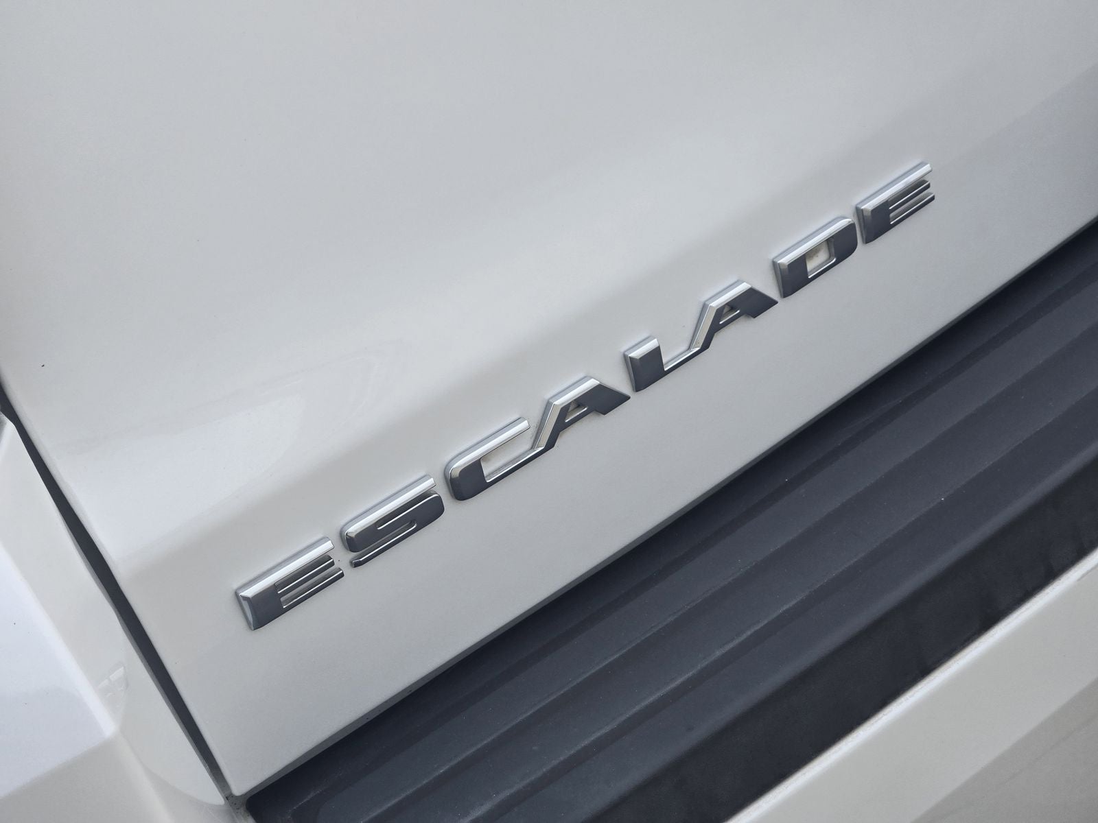 2018 Cadillac Escalade Platinum Edition