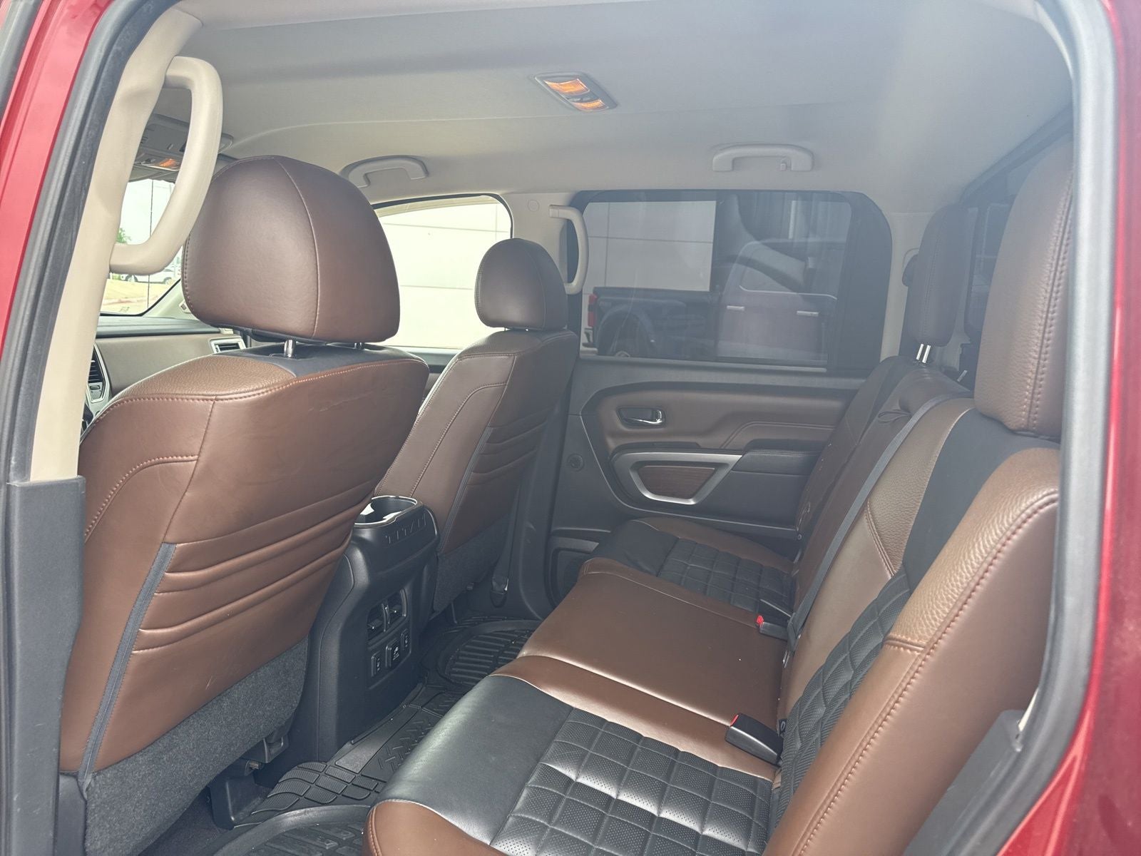 2017 Nissan Titan Platinum Reserve