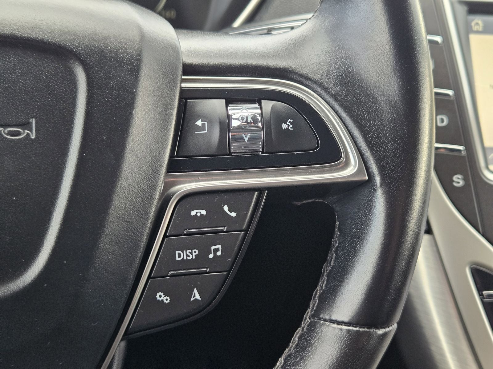 2020 Lincoln Nautilus Standard