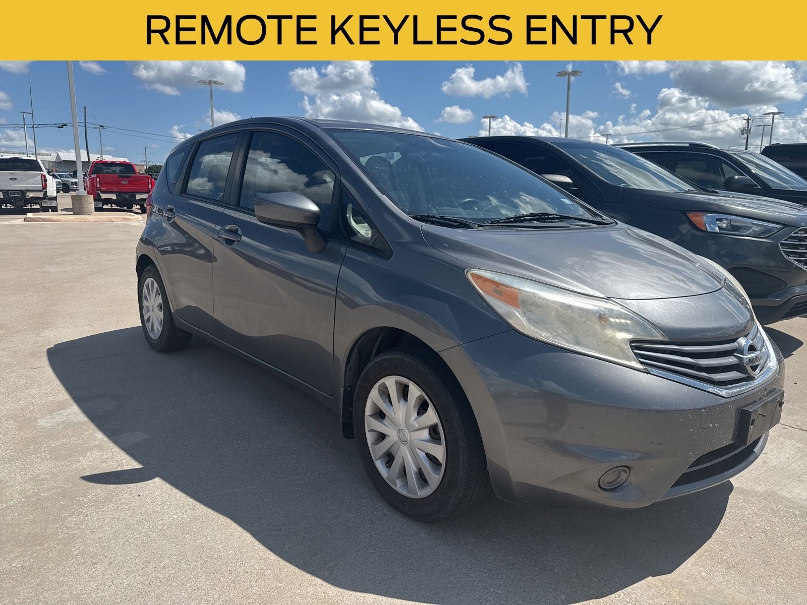 2016 Nissan Versa Note 1.6 SV CVT's photo