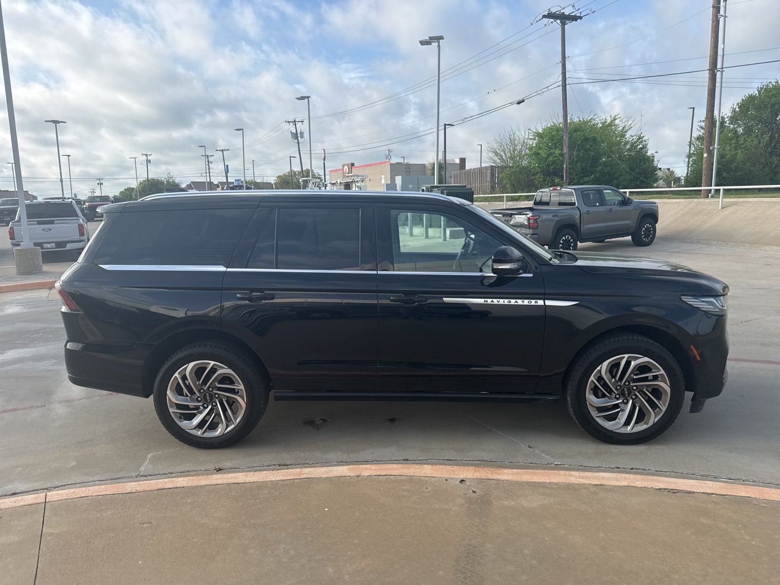 2025 Lincoln Navigator Reserve