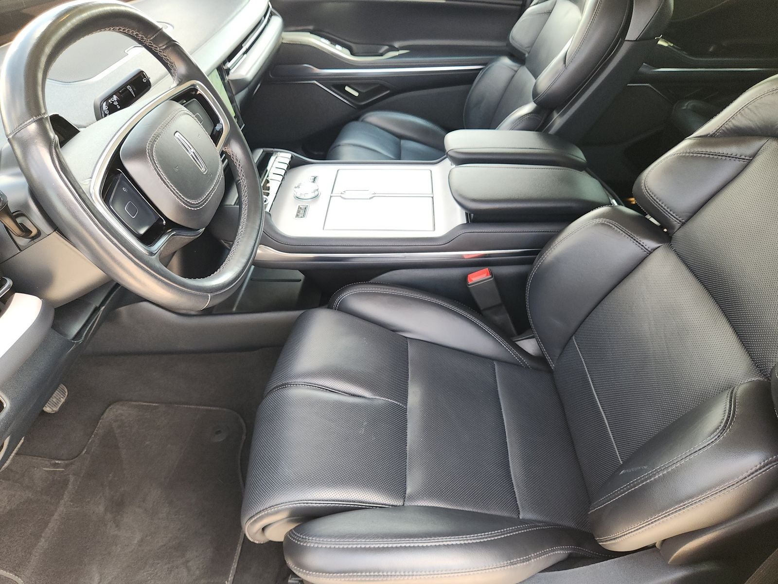 2025 Lincoln Navigator L Reserve