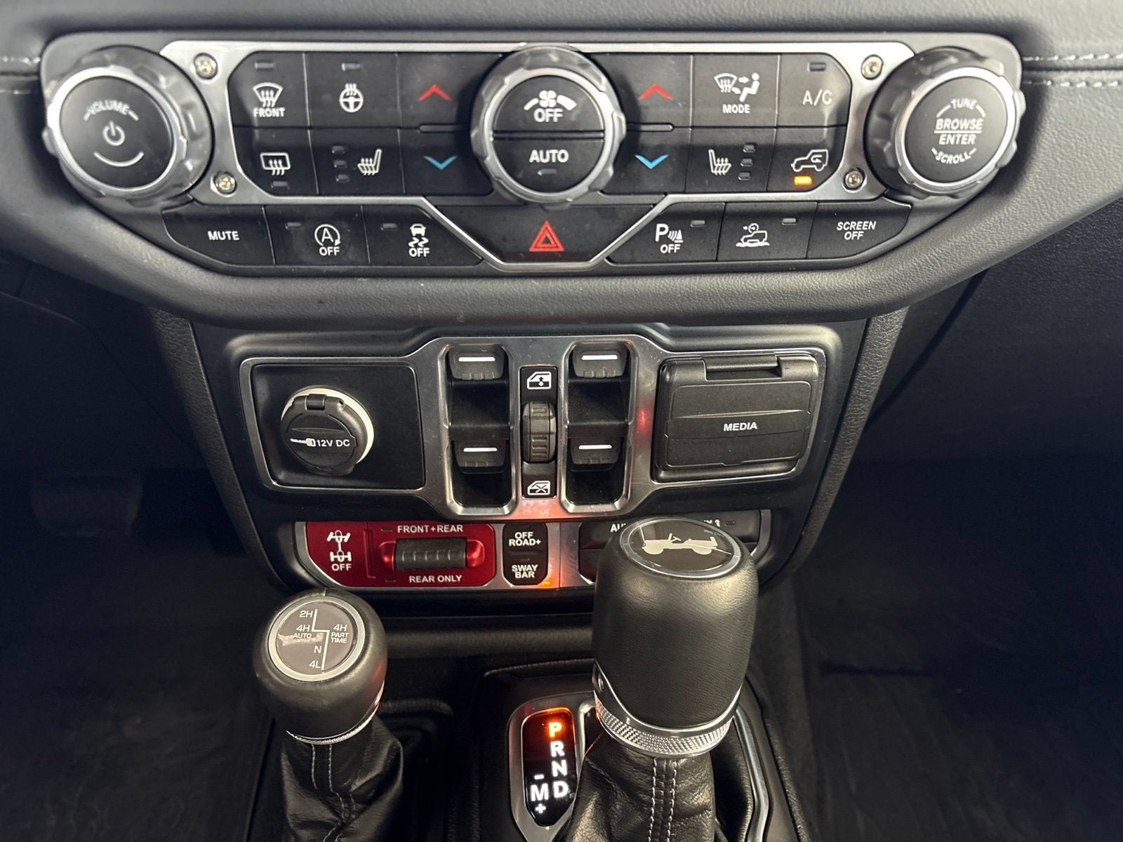 2024 Jeep Wrangler 4-Door Recon 4x4