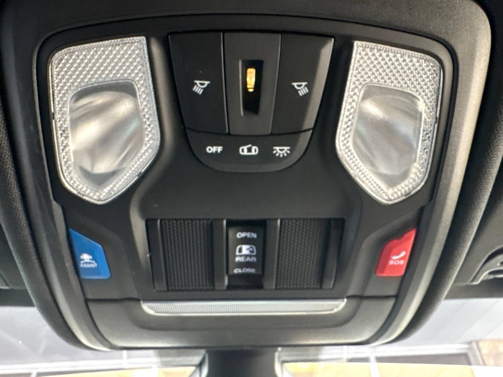 2021 RAM 1500 Lone Star Crew Cab 4x4 5'7" Box