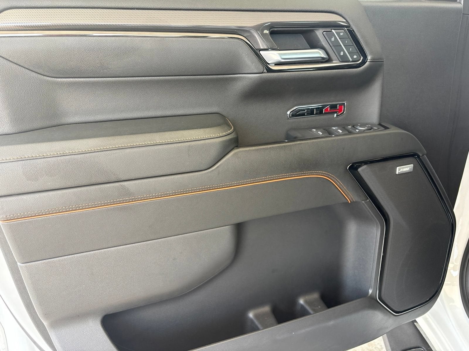 2024 GMC Sierra 1500 AT4