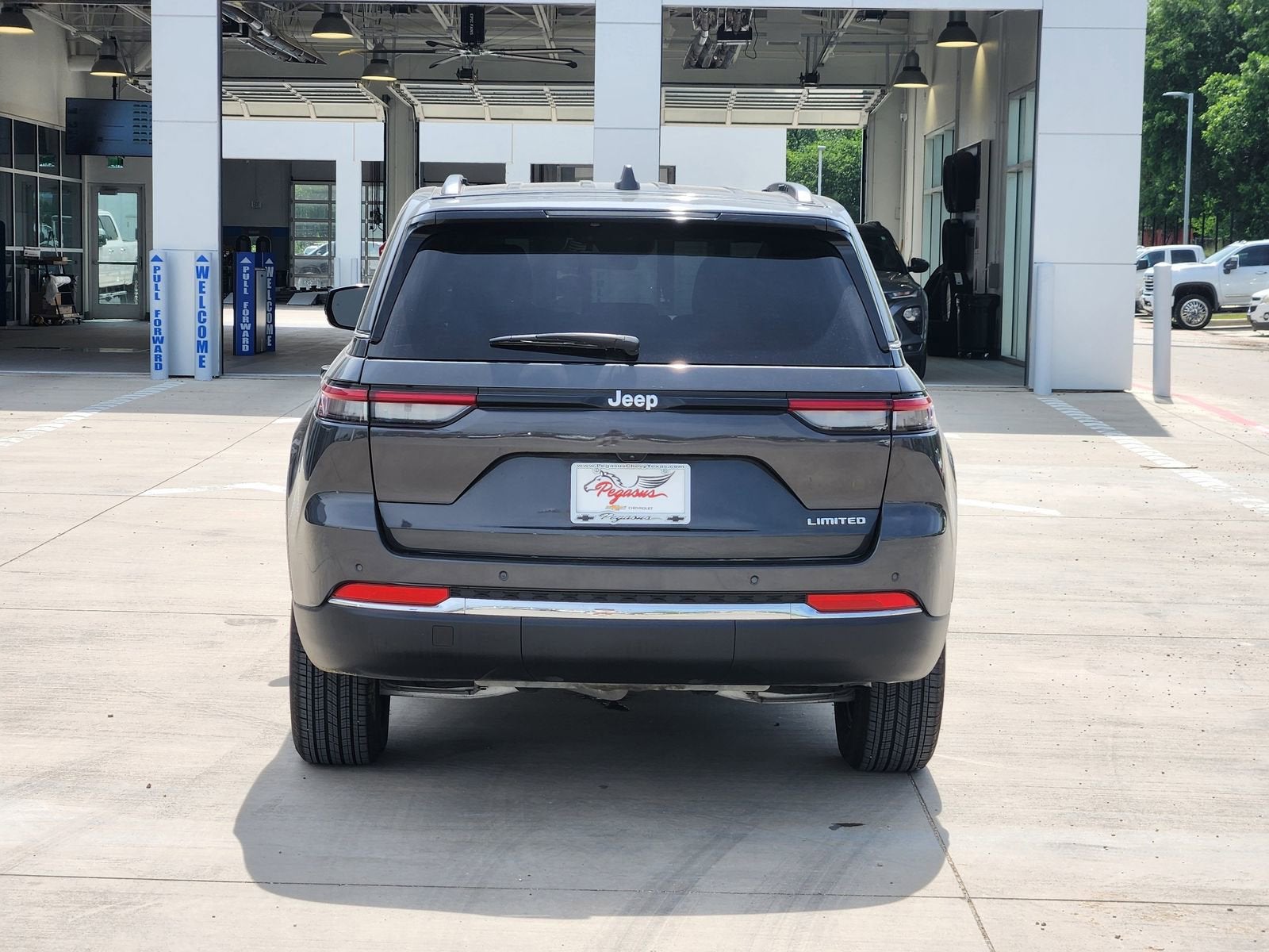 2025 Jeep Grand Cherokee Limited 4x2