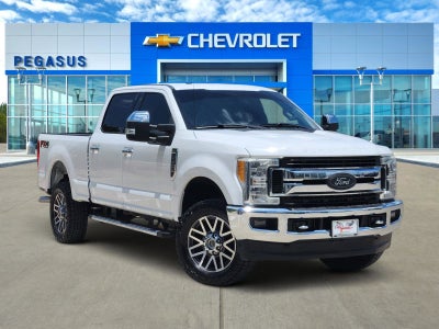 2017 Ford Super Duty F-250 SRW Lariat