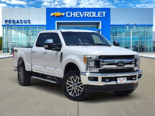 2017 Ford Super Duty F-250 SRW Lariat