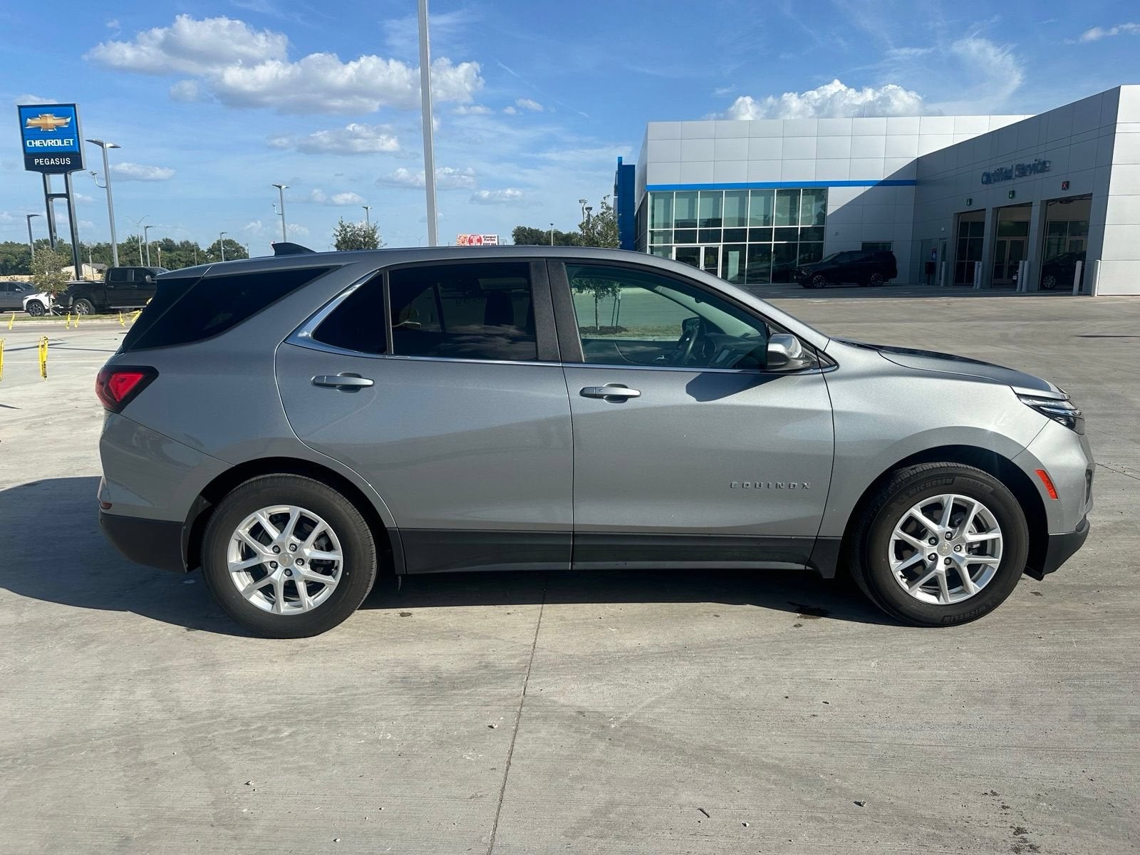 2024 Chevrolet Equinox LT