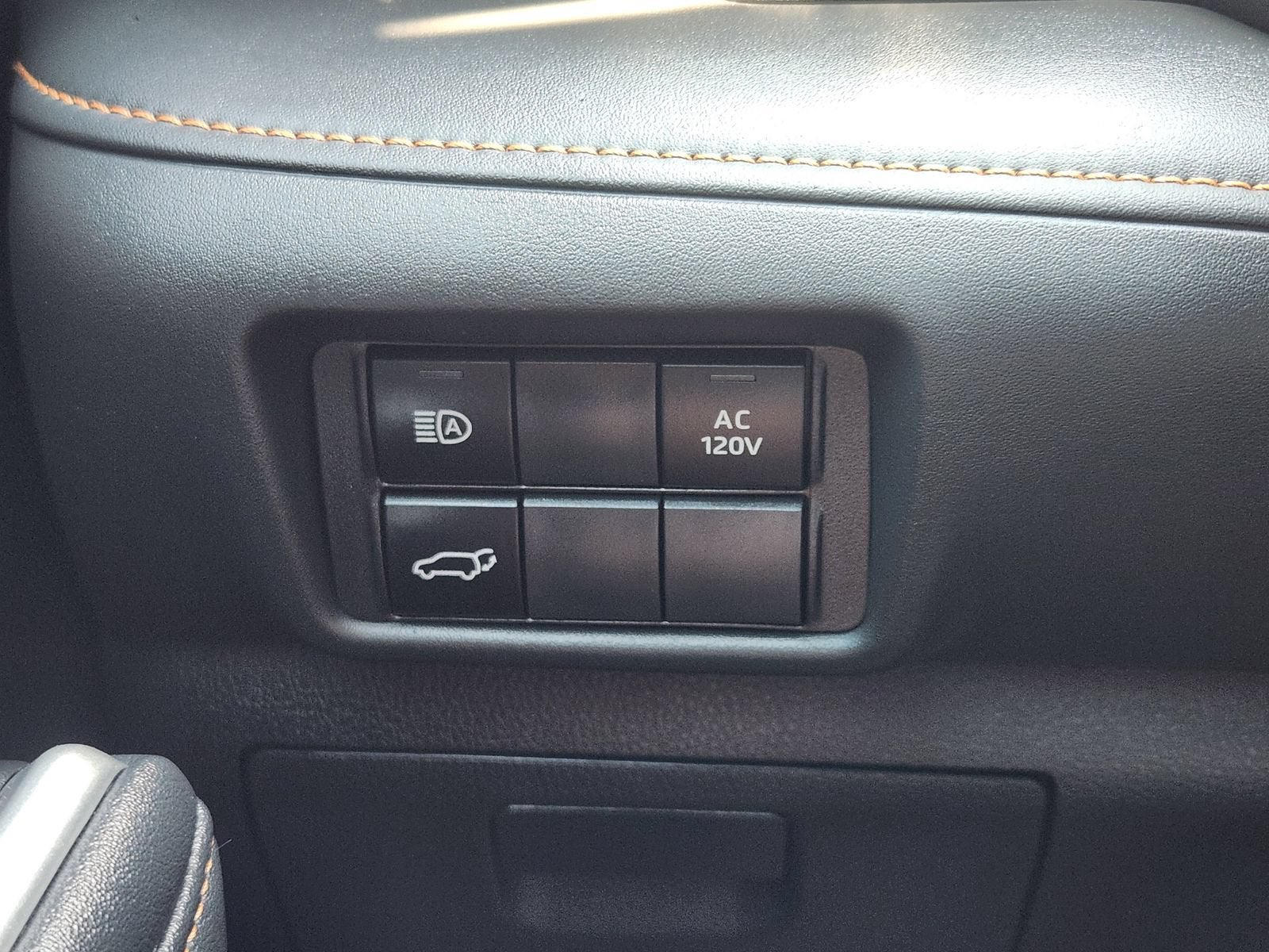 2023 Toyota Highlander Hybrid XLE Bronze
