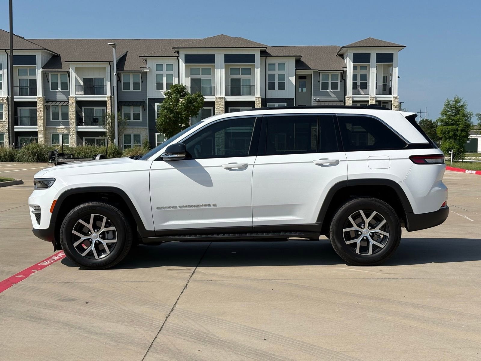 2025 Jeep Grand Cherokee Limited 4x2