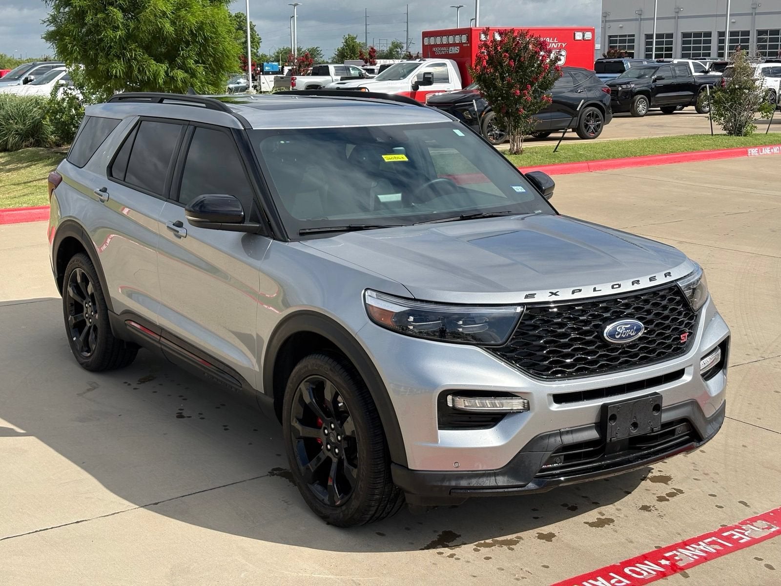 2023 Ford Explorer ST