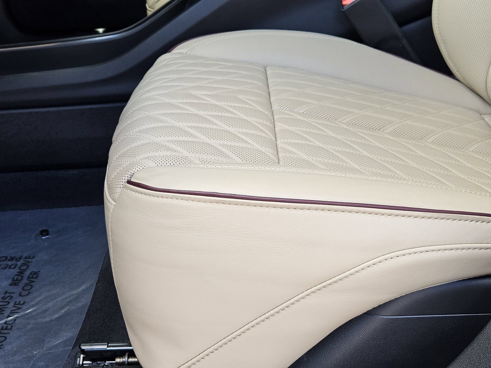 2024 Cadillac LYRIQ Sport 3