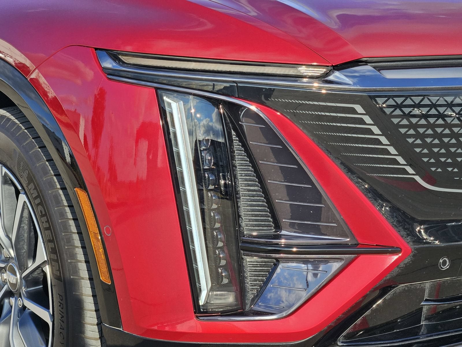 2024 Cadillac LYRIQ Sport 3