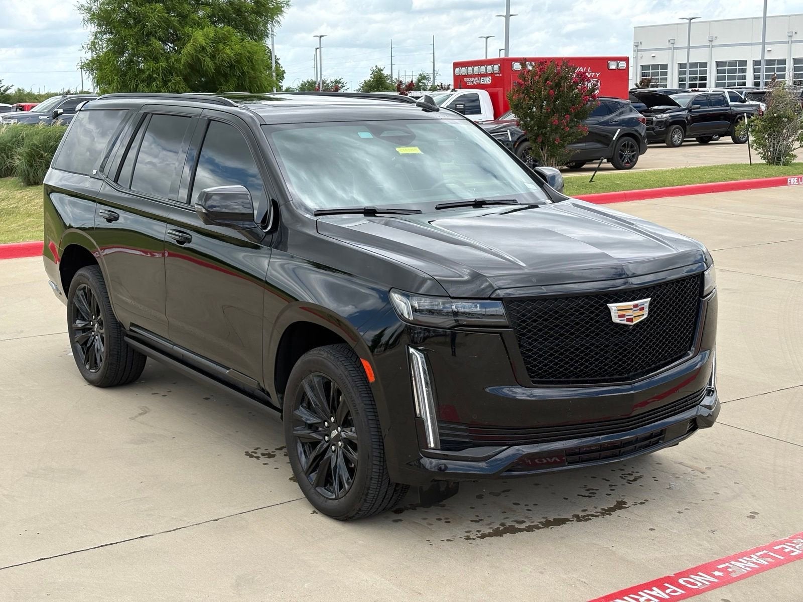2024 Cadillac Escalade Sport