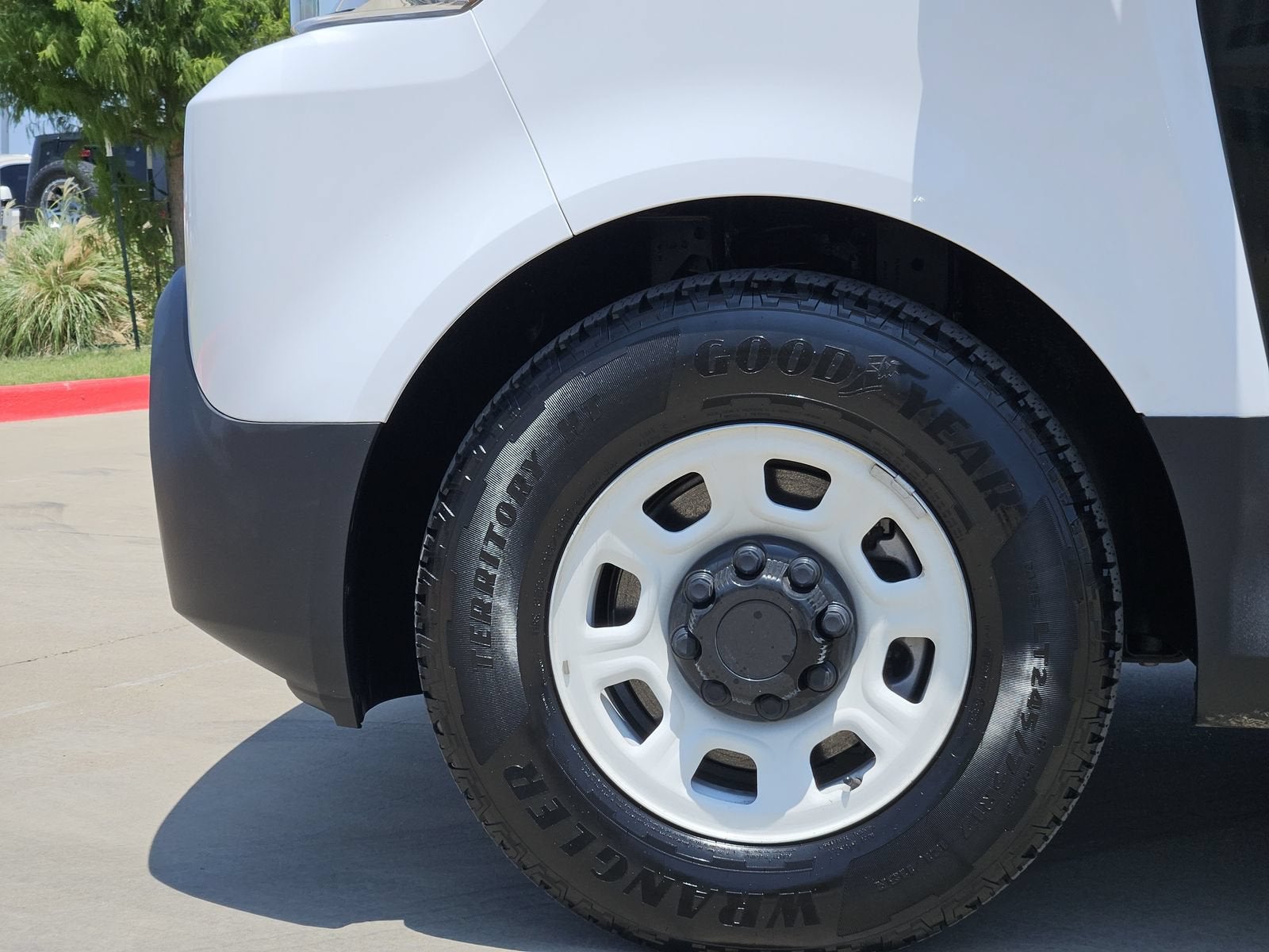 2024 BrightDrop Zevo 400 EJY