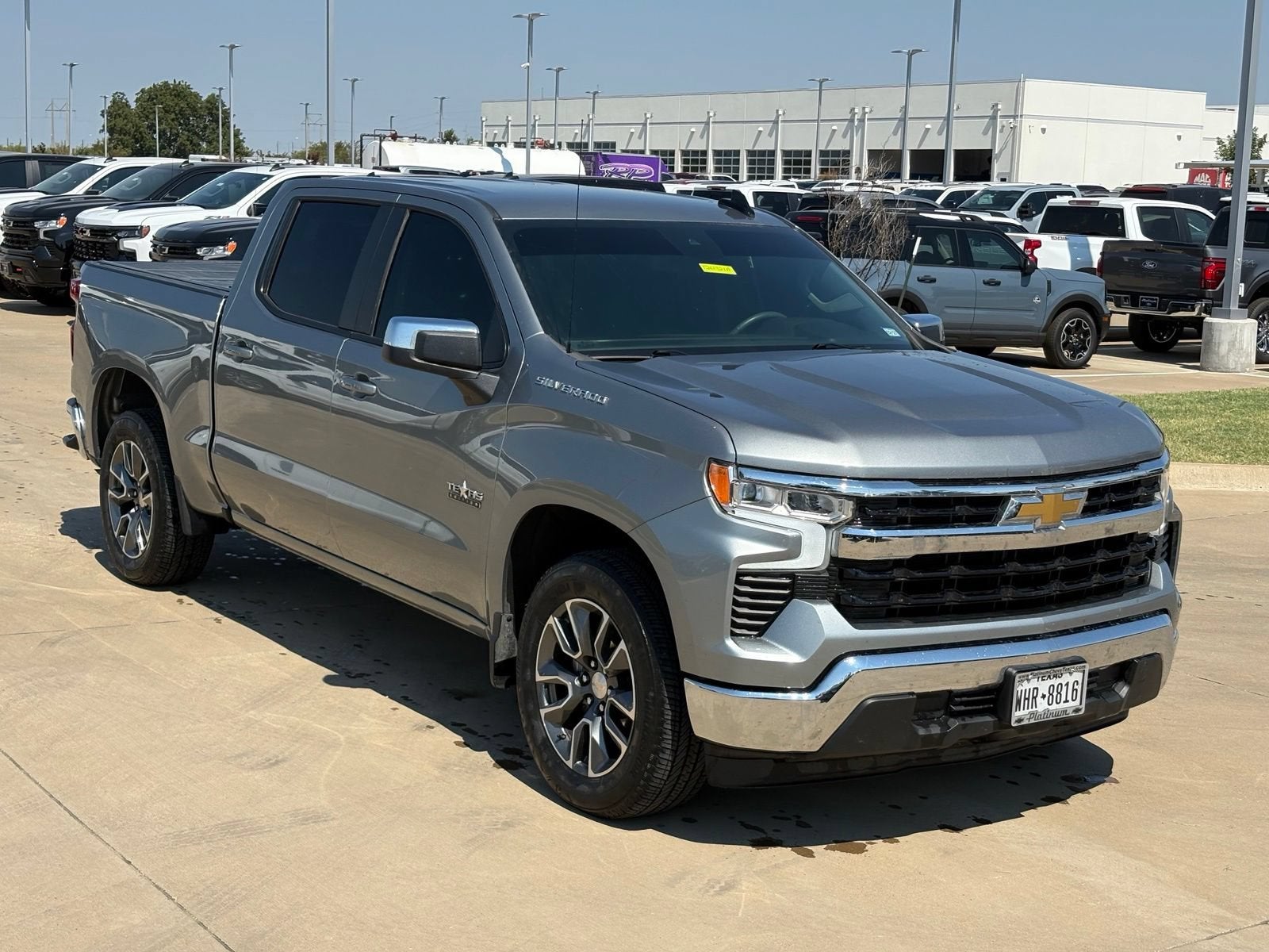 2025 Chevrolet Silverado 1500 LT