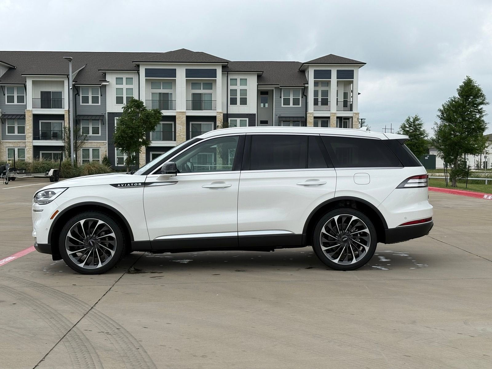 2022 Lincoln Aviator Reserve