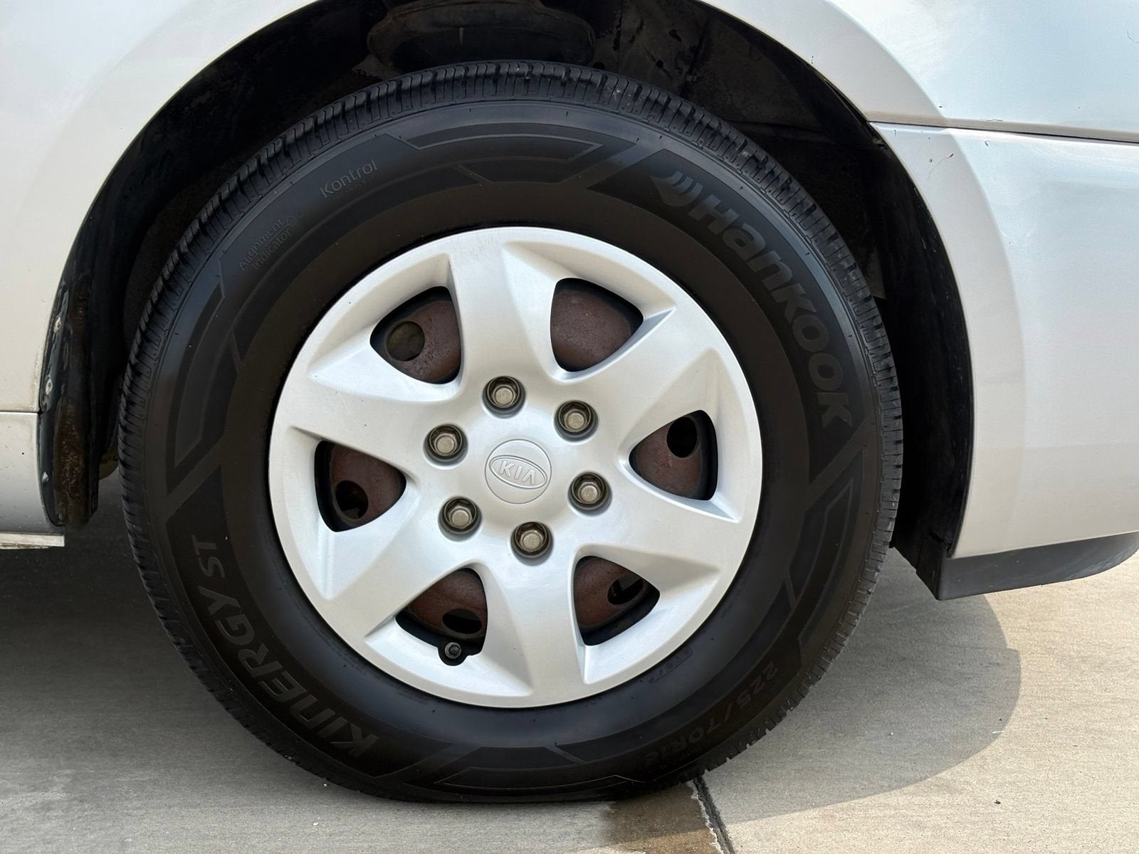2010 Kia Sedona LX