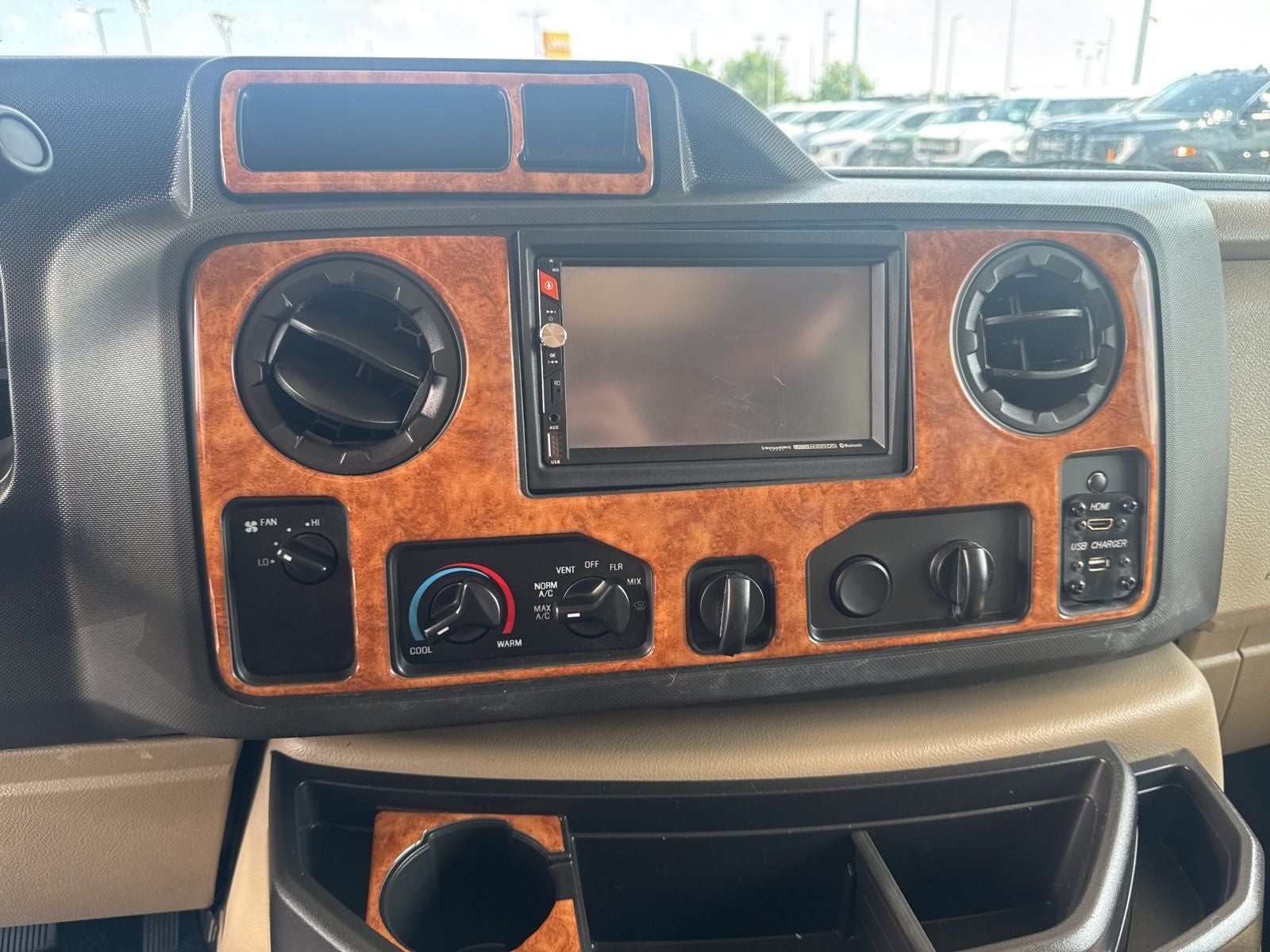 2018 Ford E-450SD Base