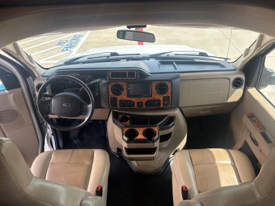 2018 Ford E-450SD Base