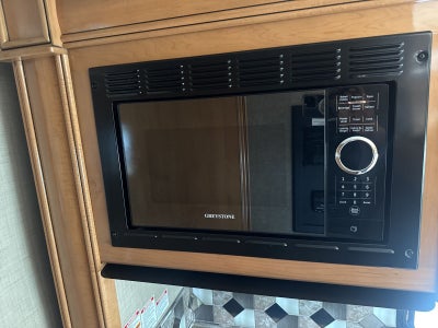 2018 Ford E-450SD Base