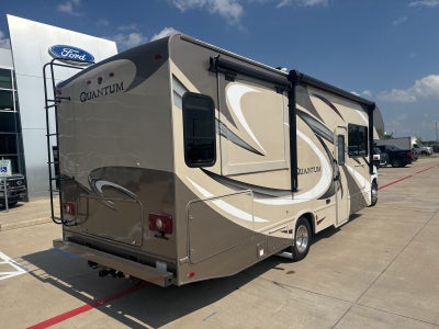 2018 Ford E-450SD Base