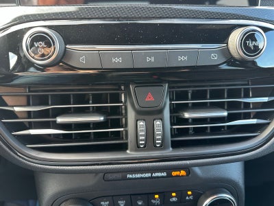 2025 Ford Escape Hybrid ST-Line