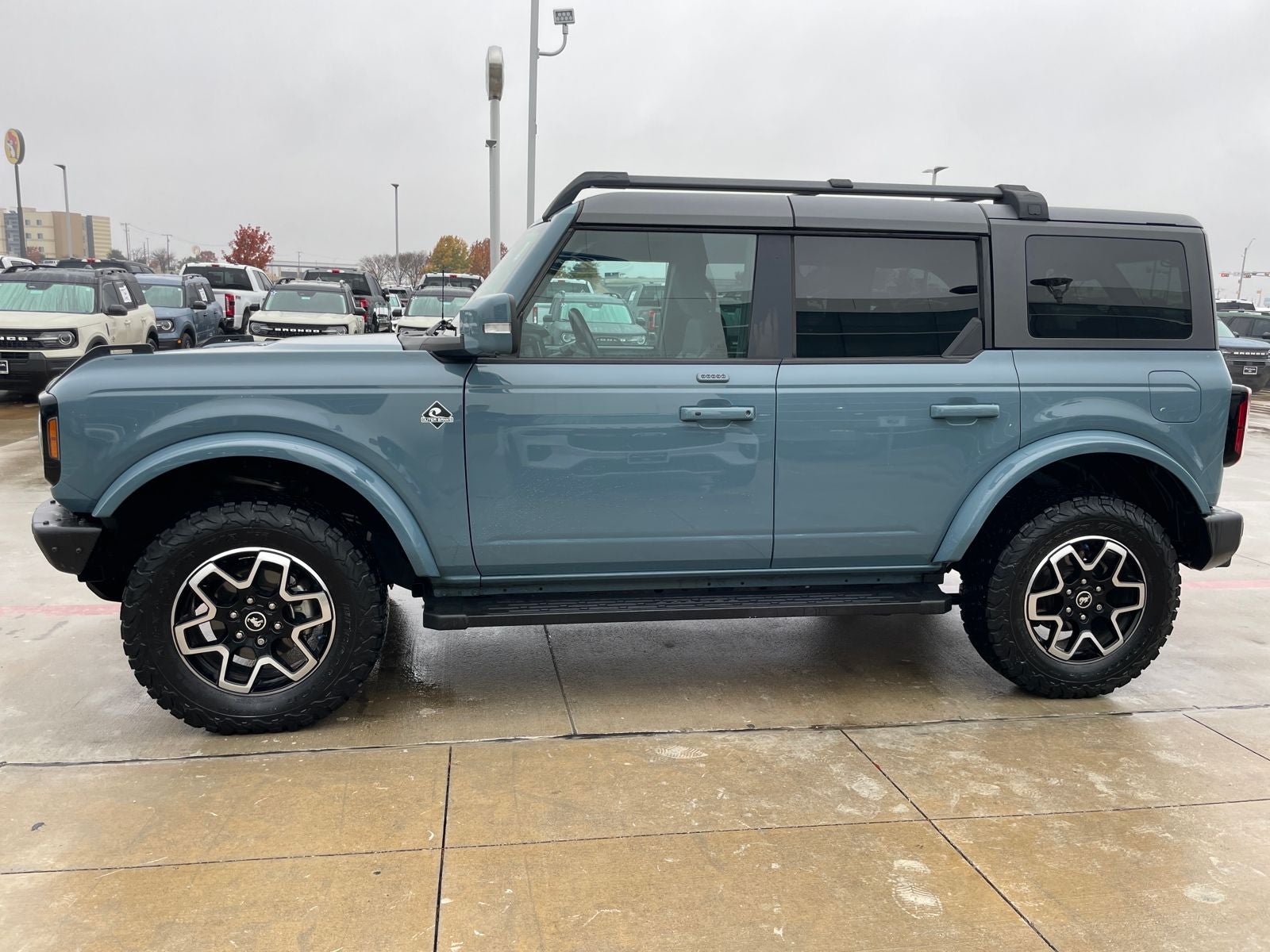 2022 Ford Bronco Outer Banks