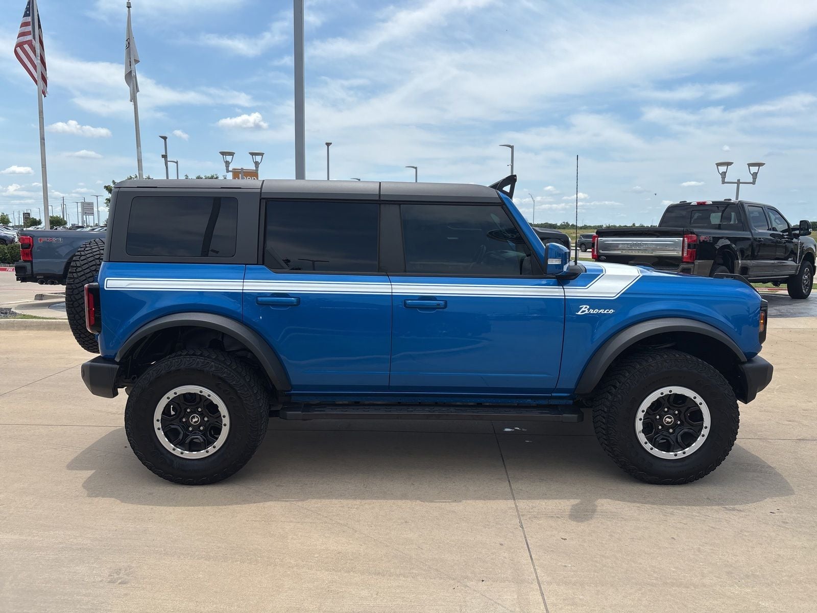 2023 Ford Bronco Outer Banks