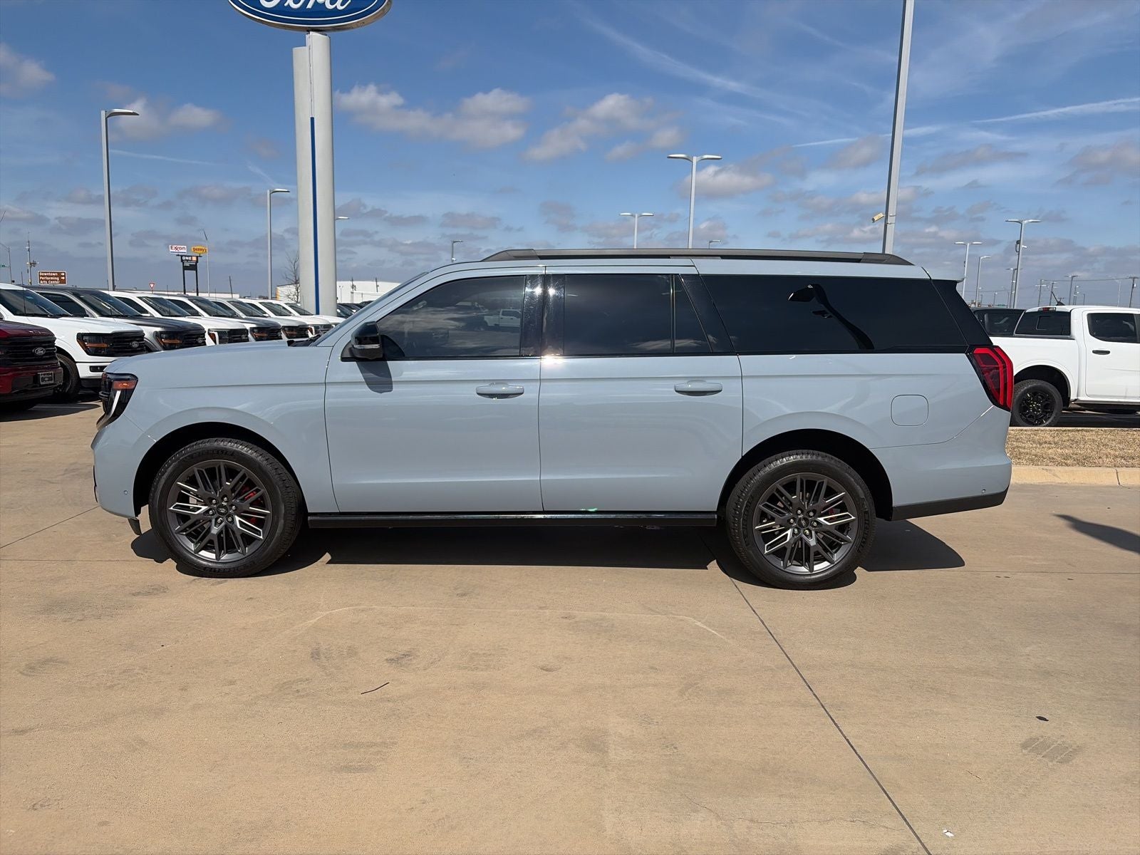 2025 Ford Expedition Max Platinum