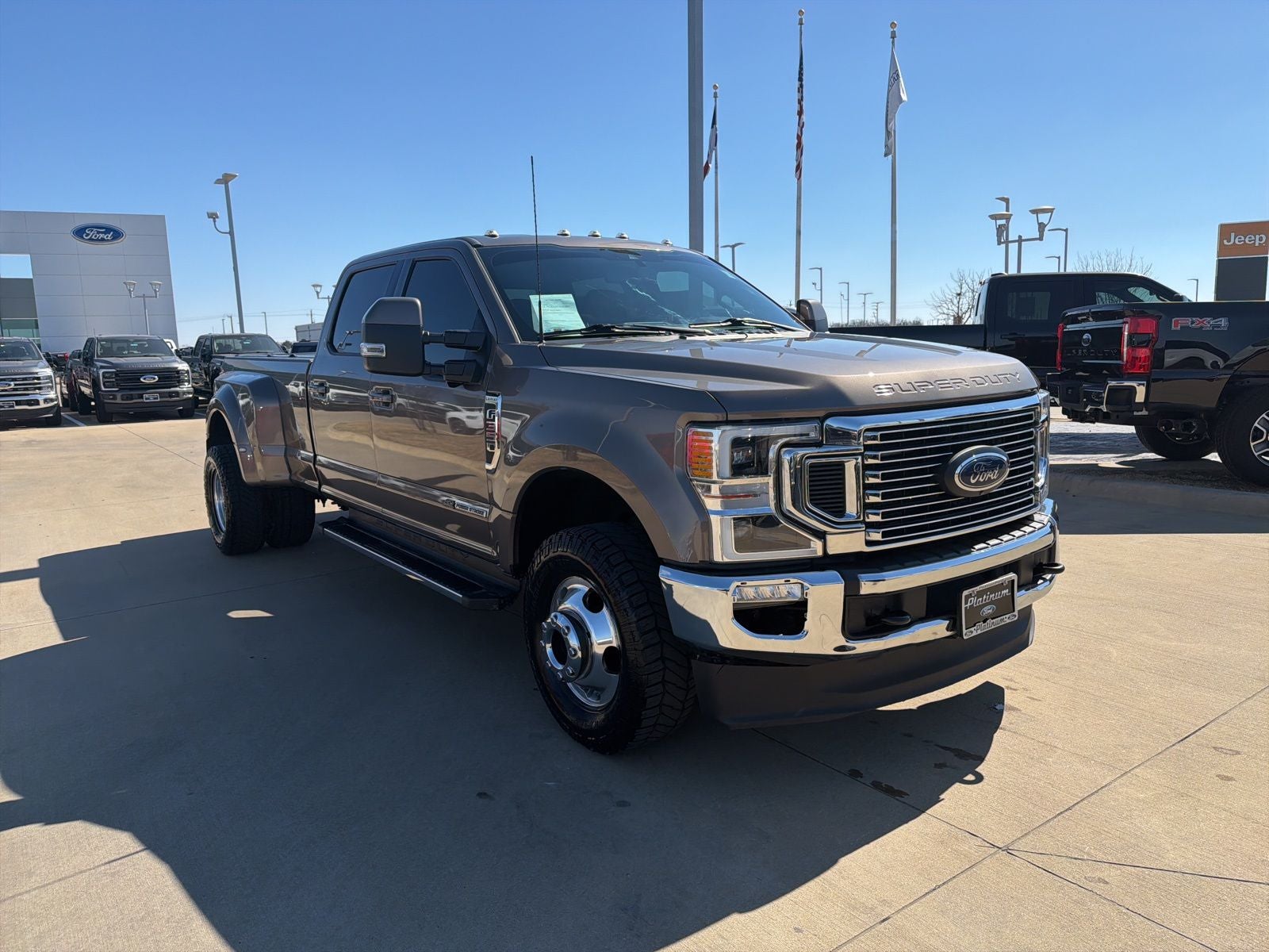 2022 Ford F-350SD Lariat DRW