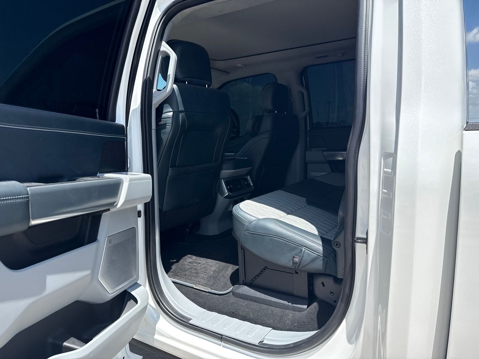 2024 Ford F-450SD Limited DRW