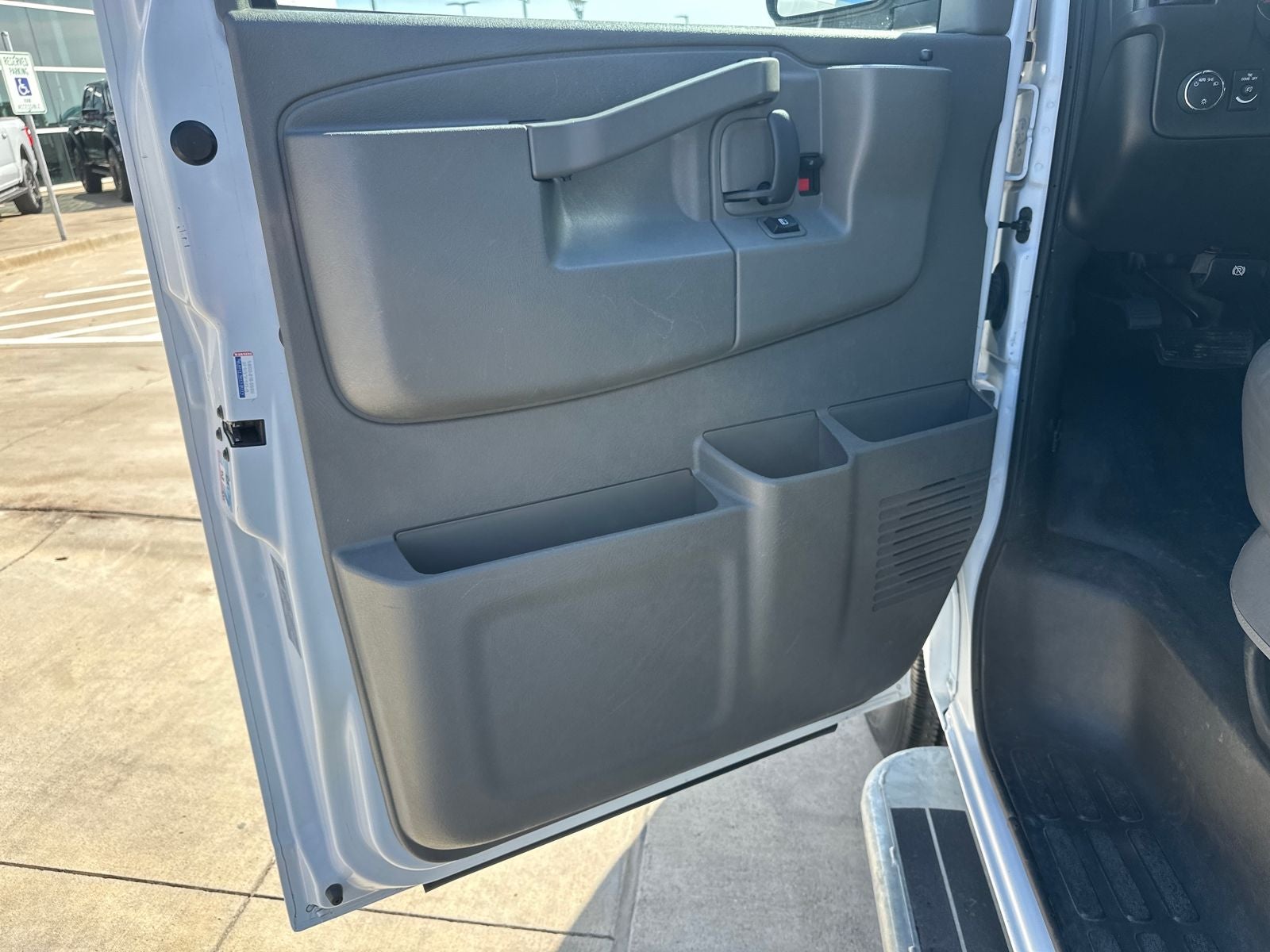 2024 GMC Savana 2500 Work Van