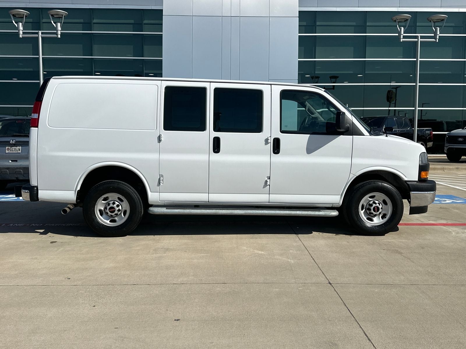 2024 GMC Savana 2500 Work Van