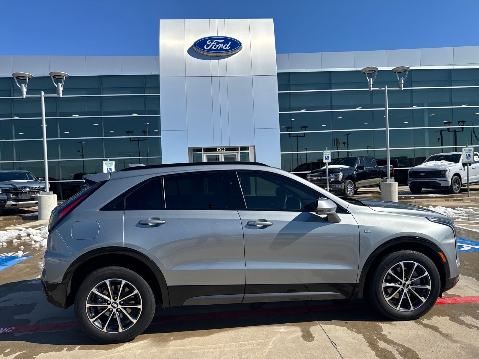 2024 Cadillac XT4 Sport