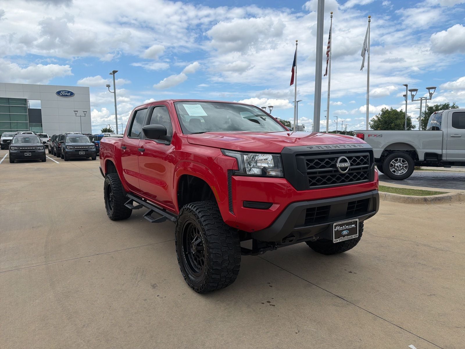 2023 Nissan Frontier S