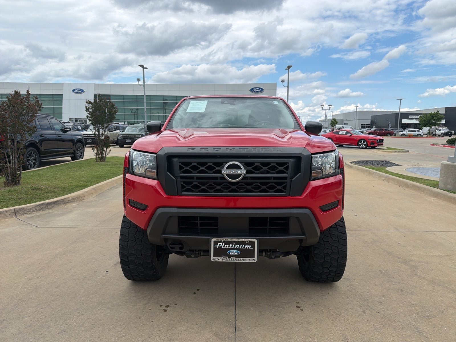 2023 Nissan Frontier S