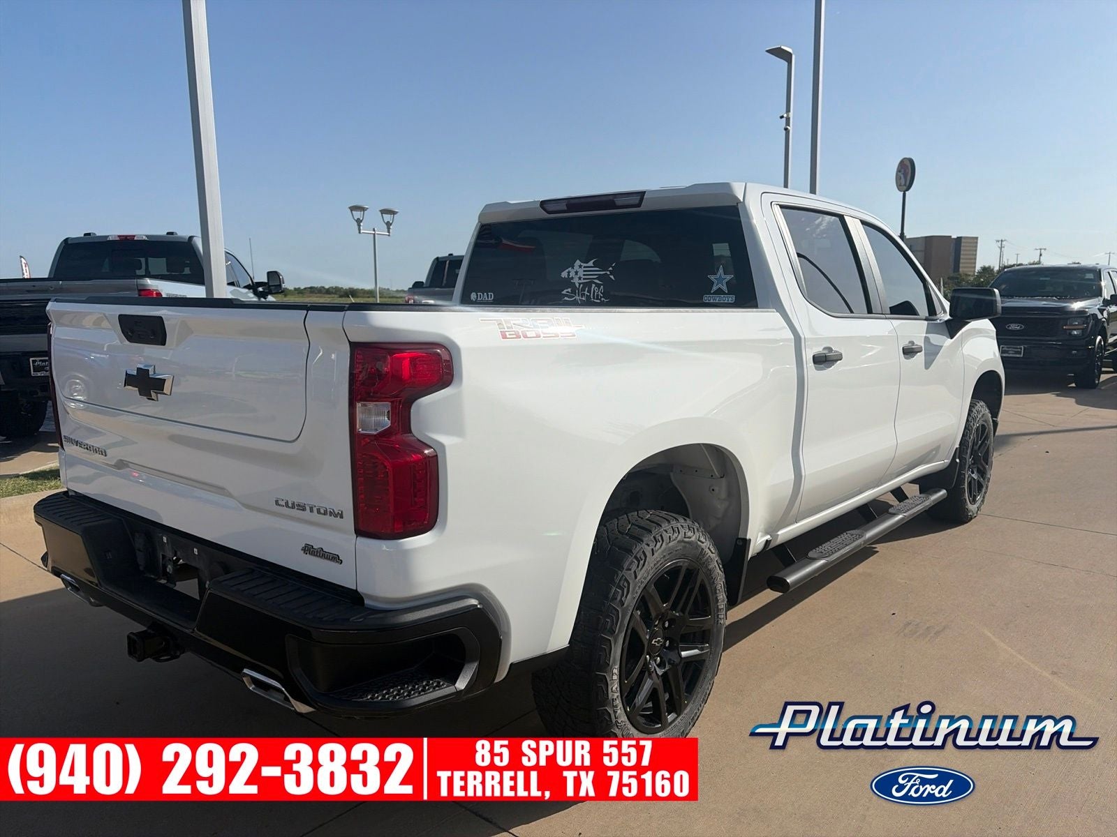 2022 Chevrolet Silverado 1500 Custom Trail Boss