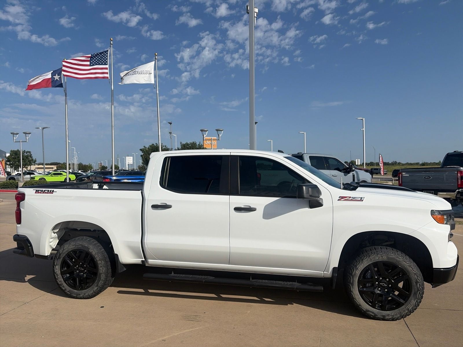 2022 Chevrolet Silverado 1500 Custom Trail Boss
