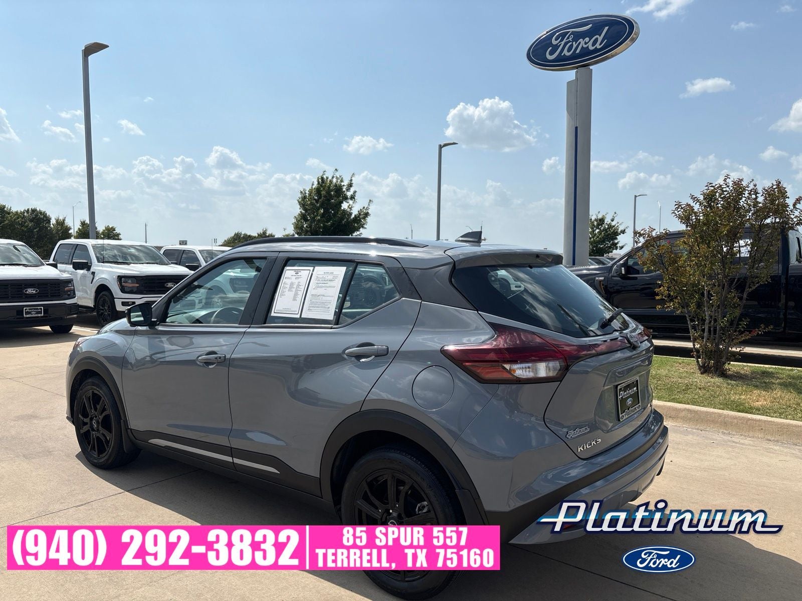 2023 Nissan Kicks SR