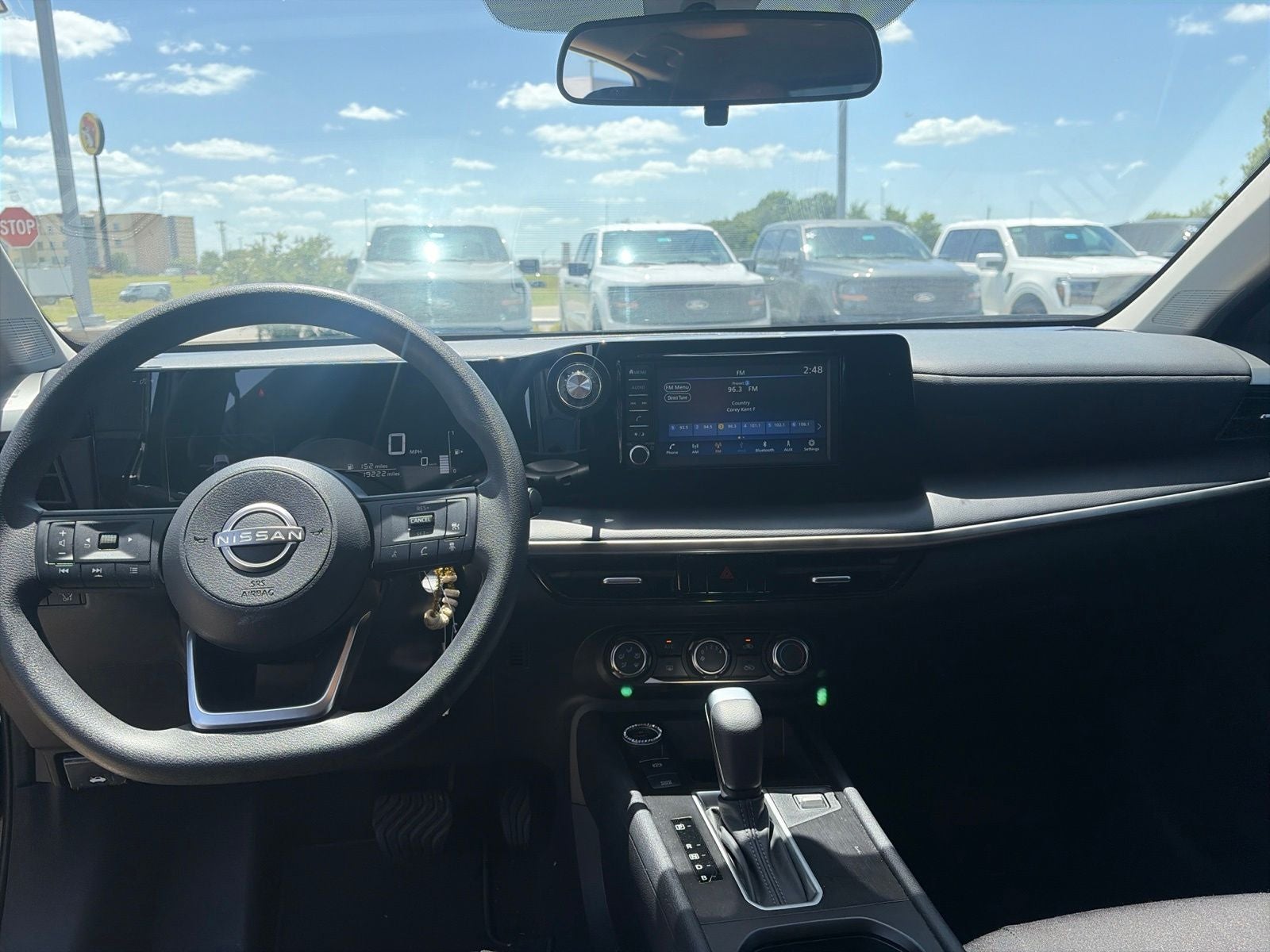 2025 Nissan Kicks S