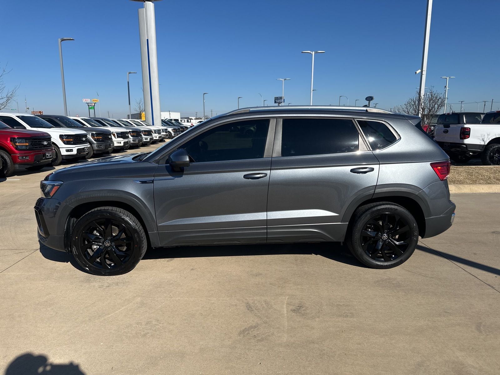 2022 Volkswagen Taos 1.5T SE